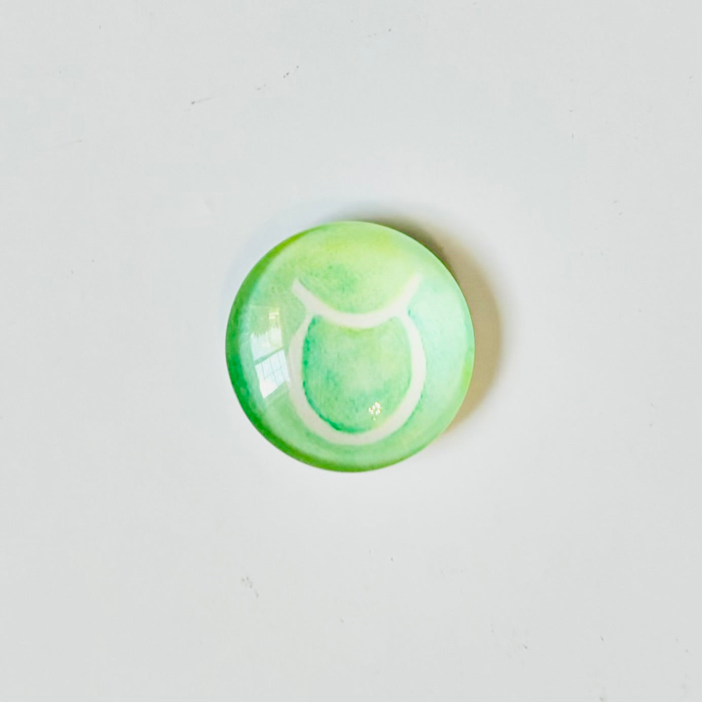 Crown - Taurus Zodiac Symbol Magnet